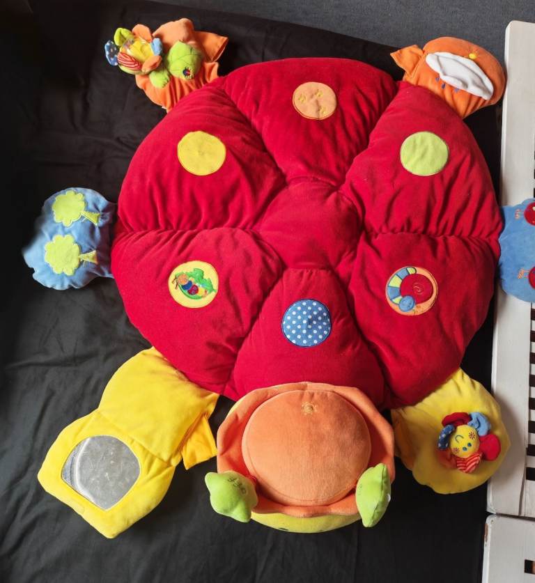 Free baby playmat with mirror, collect ASAP