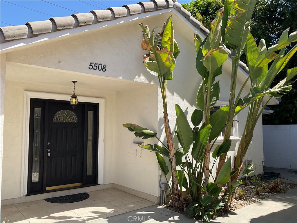 5508 Wilbur Avenue Tarzana CA, 9135663625824782979122