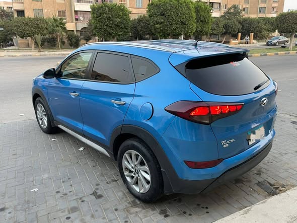 2018 🔹 الفئة الثانية 🔹 عداد: 130,000 كم 🔹 فبريكا بالكامل 🔹 كبوت وإكصدام64828275372033120