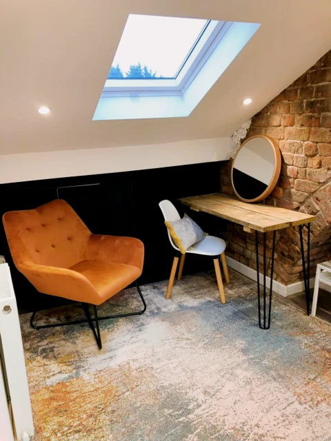 En-suite Room 5 Characteristic Victorian terrace- 5 bedroom house, Liverpool