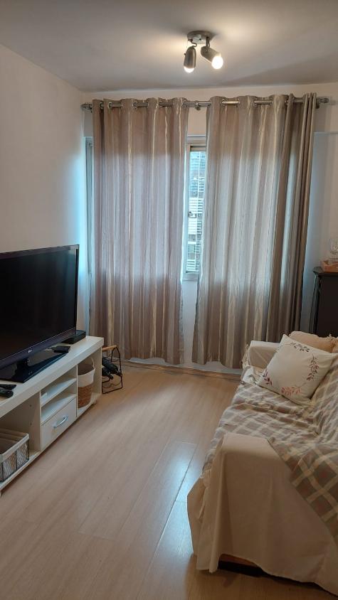 One-Bedroom Furnished Apartment in Consolação