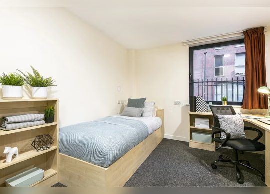 Sheffield 3, Sheffield Ensuite Silver64275452935553123
