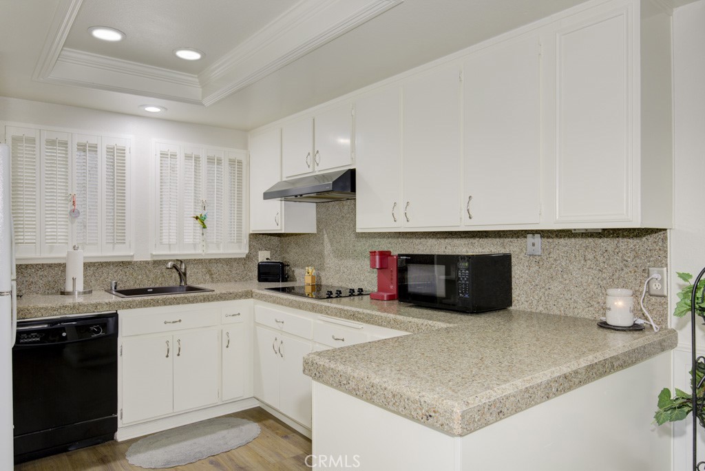 662 Via Los Altos N Laguna Woods CA, 9263764124333594499121