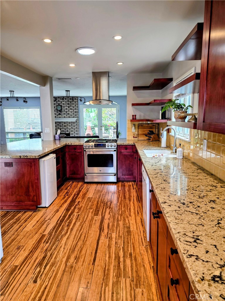 427 Orlena Avenue, Long Beach CA, 9081463612736694659121
