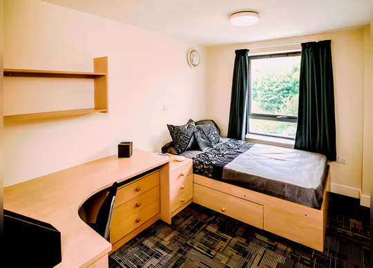 Triangle, Leeds Standard Room64289409198977124