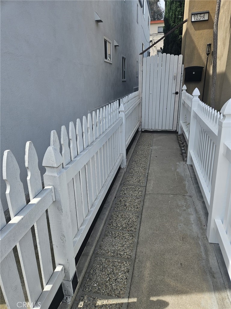 $1,990/mes 125 unidad A Bennett Avenue Long Beach CA, 9080364134806645762122