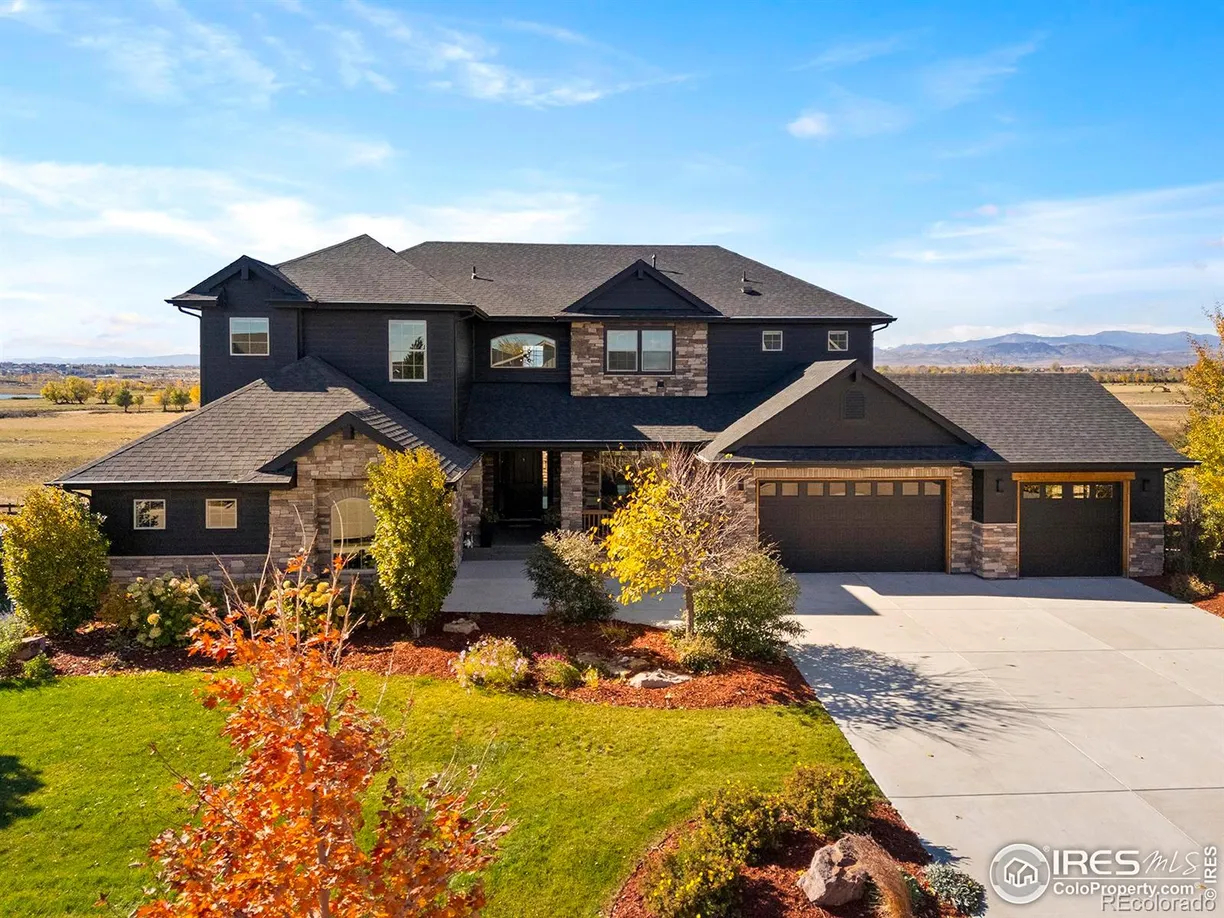5837 Riverbluff Drive