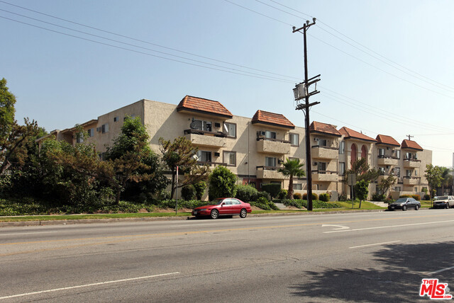 18101 Roscoe Boulevard 309 Northridge CA, 9132564107964440194120