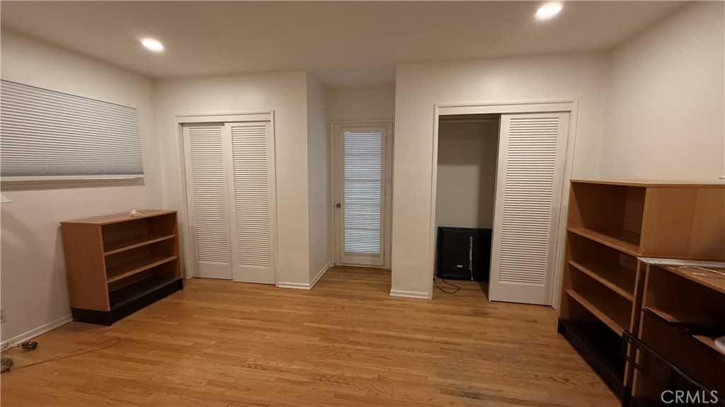 17458 Nordhoff Street Northridge CA, 9132563626057604739122