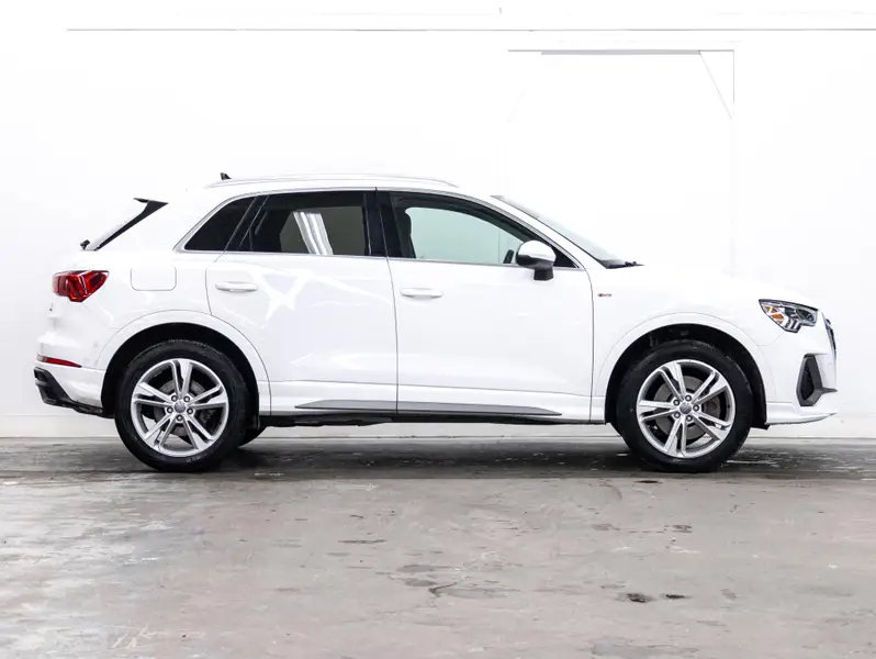 2021 Audi Q3