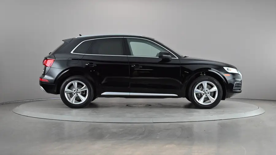2018 Audi Q564387497753347122