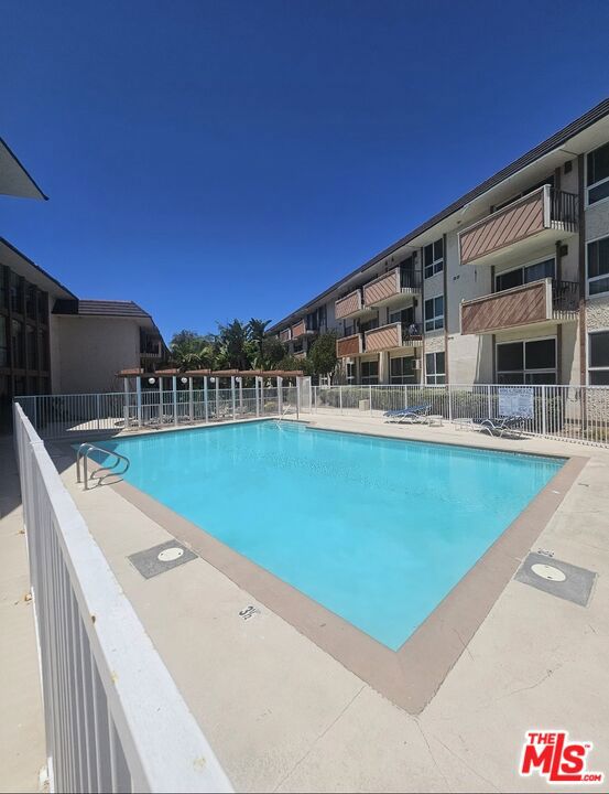 5585 E Pacific Coast Highway 260, Long Beach CA, 9080464066386341249121