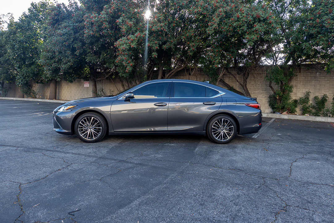 Lexus ES 350 202464287448207617121
