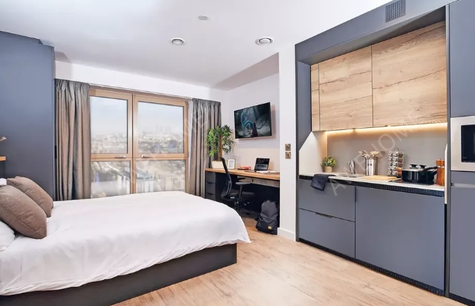 Lewisham Exchange - Premium64275556013954124