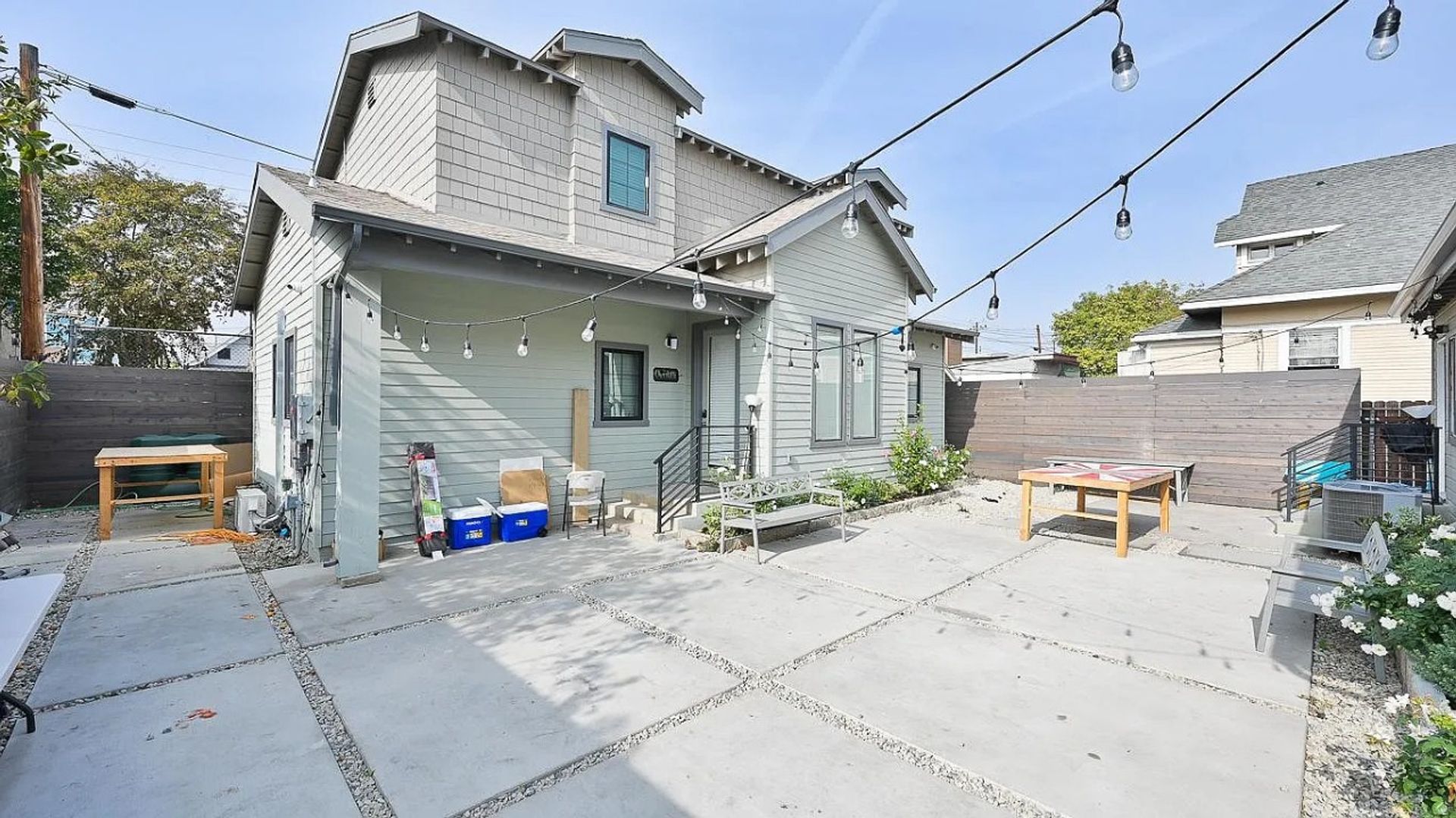 2129 Portland St63613942243585121