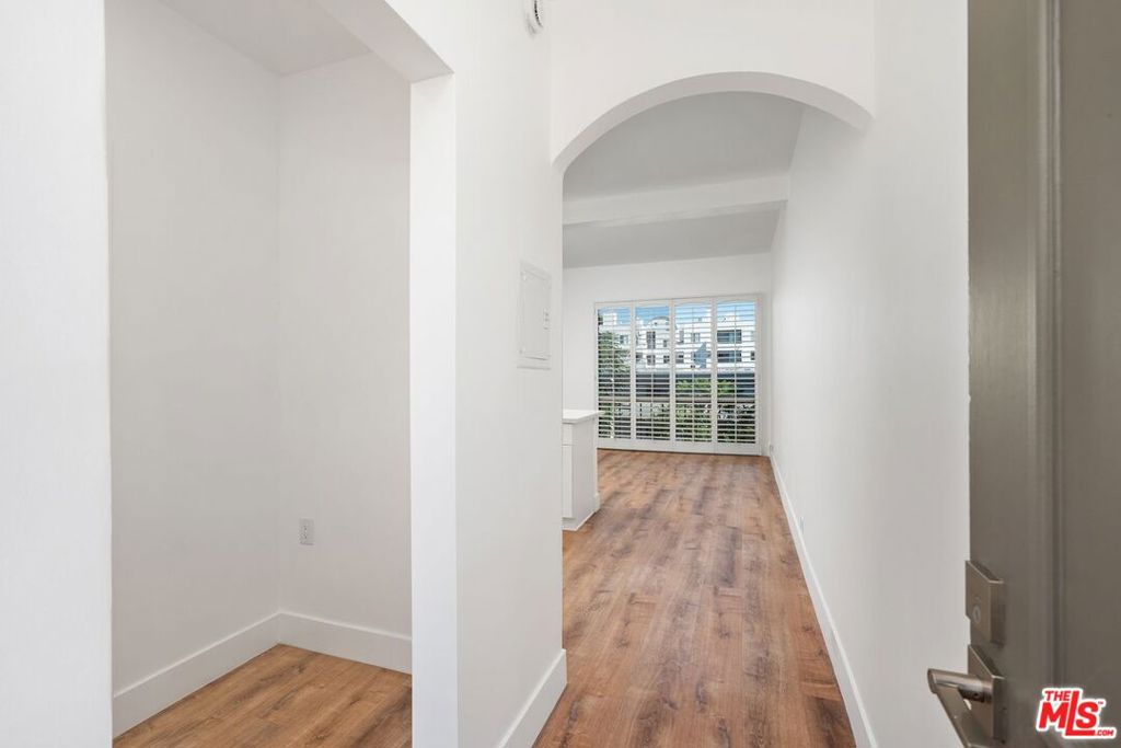 1440 VETERAN Avenue 546 Los Angeles CA, 9002464087012827266121
