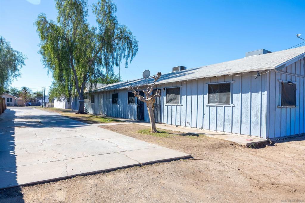 316 W Barbara St Calipatria CA, 92233