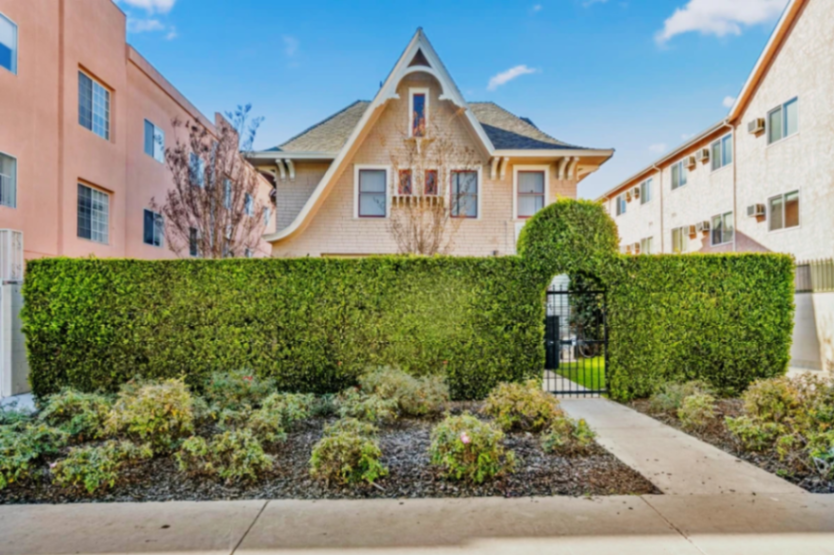 2649 Ellendale Pl.63582322564739122