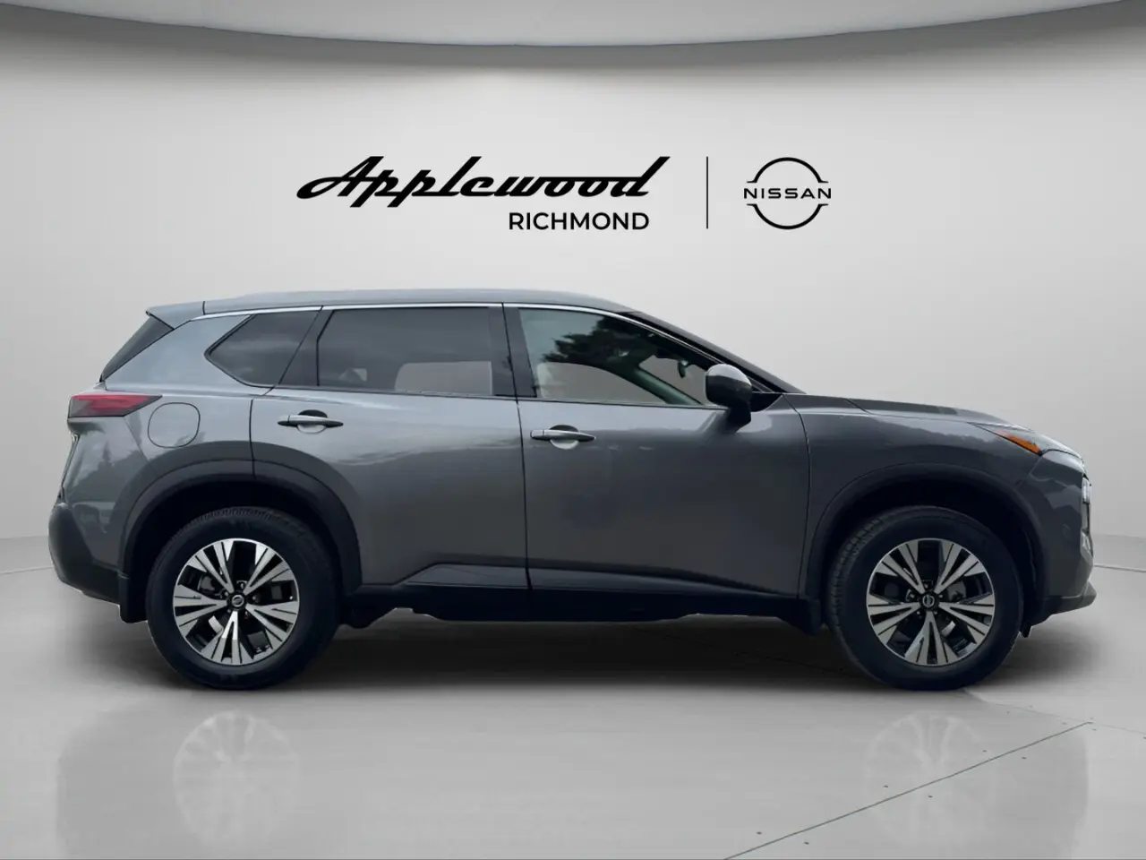 2021 Nissan® Rogue SV FWD  •  45,396  kilómetros64118372679426122