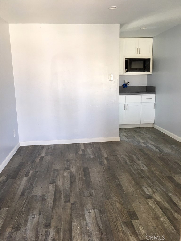 $1,200/month 8740 1/2 Mccahill Street Downey CA, 9024164042368804610122