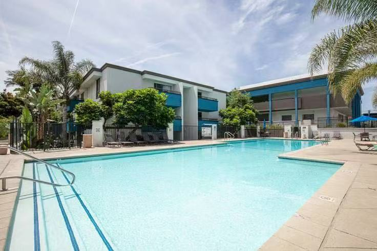 【Los Angeles Palms Apartments】1B1B | Rooftop Pool + 24-Hour Security | Near UCLA/USC63270367774081123