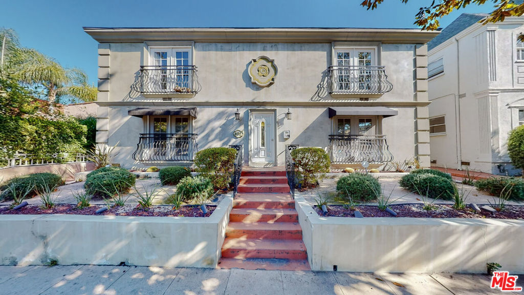 432 S Doheny Drive 6 Beverly Hills CA, 9021164088750852355120