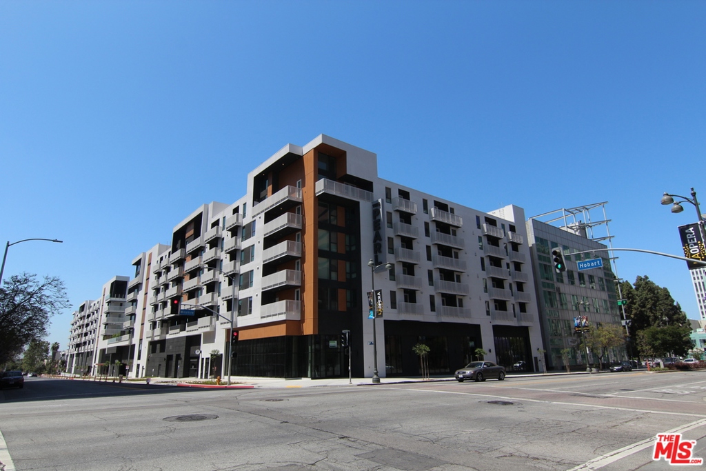687 S Hobart Boulevard 564 Los Angeles CA, 9000564101848755457121