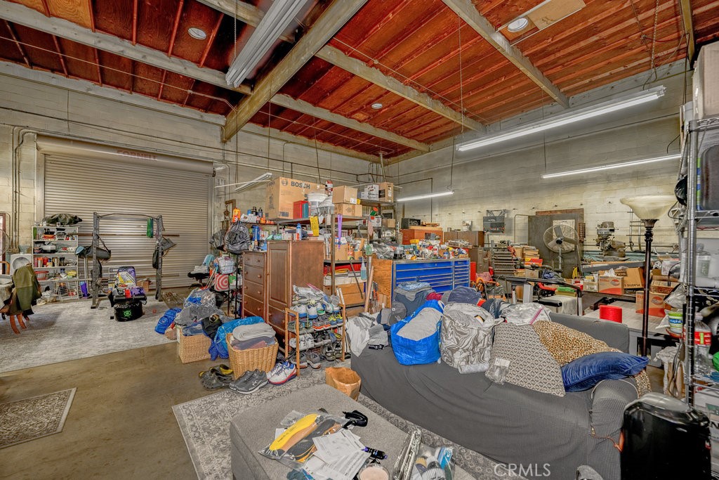 2076 E Walnut Street, Pasadena CA, 9110763602409193987122