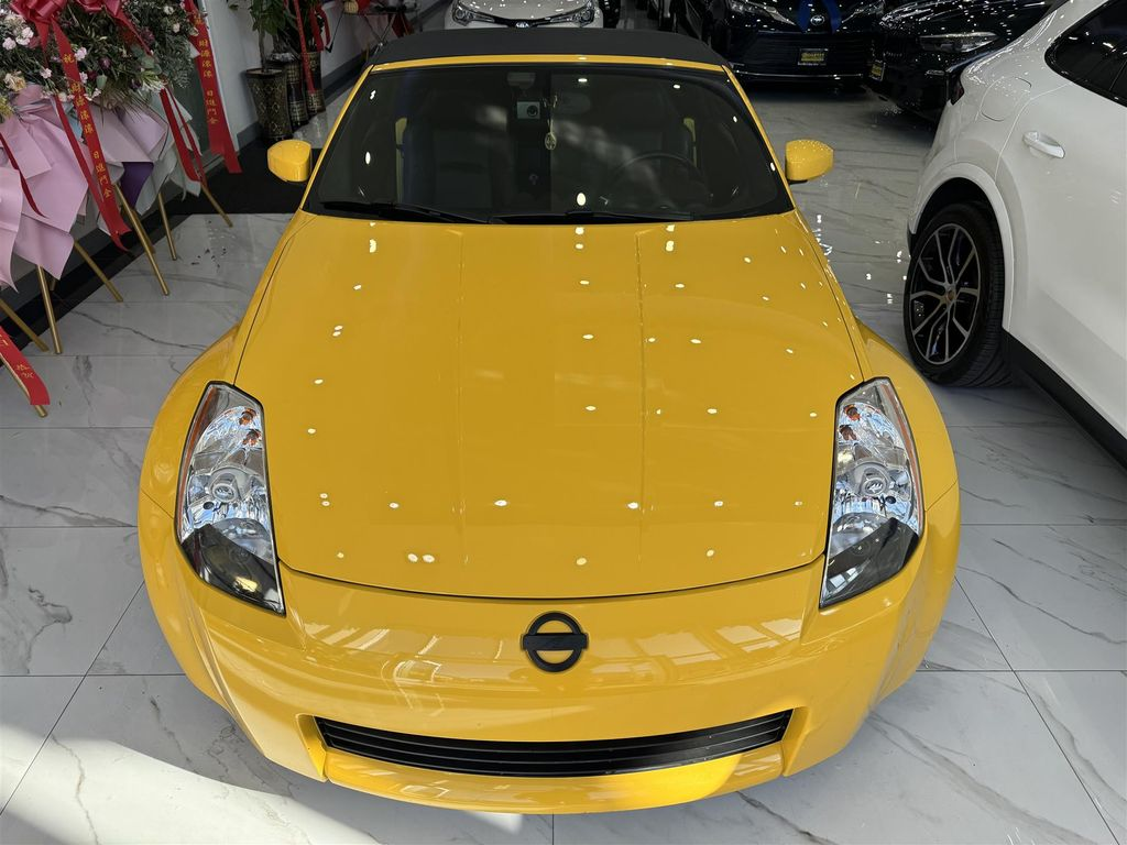 2005 NISSAN 350Z 350Z ROADSTER TOURING MANUAL 6-SPEED63322466565763124
