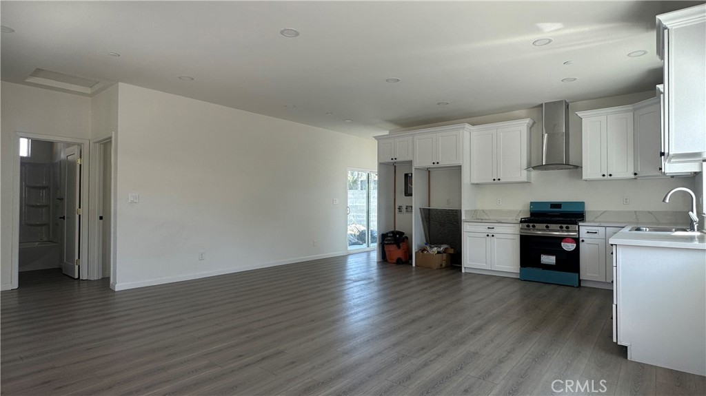 115 Owens Pomona CA, 9176663779739619841121