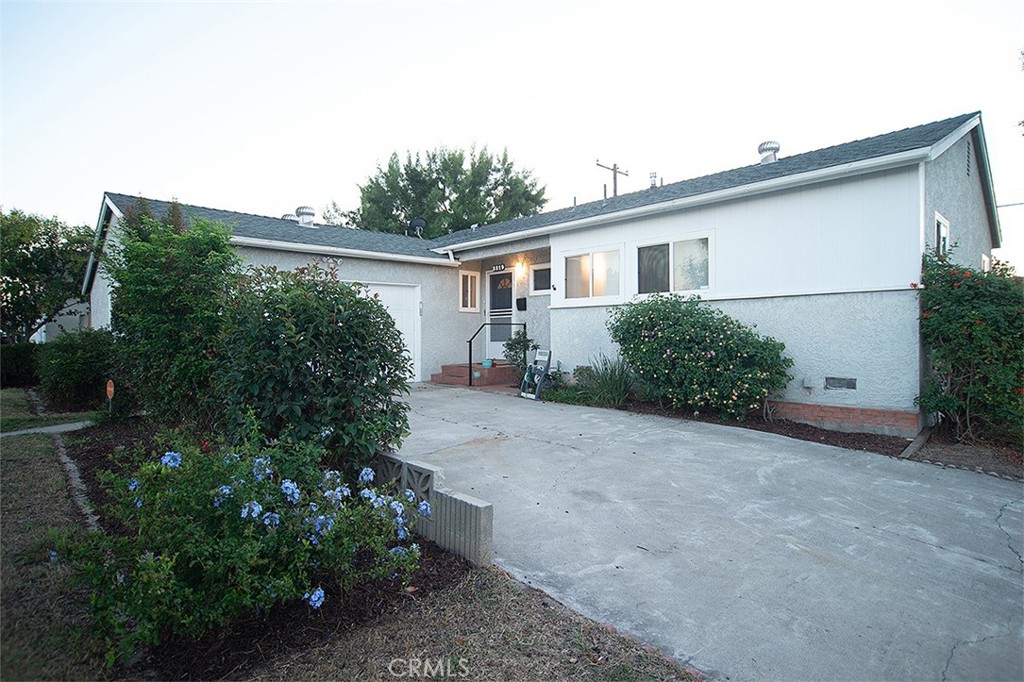 Listed by Maria Sylvia Palomo with Zutila, Inc. 714-803-785464107633091458120