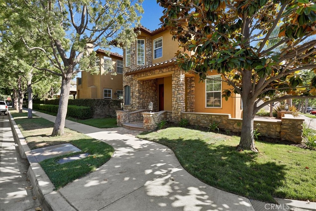 16 Oroville Irvine CA, 9260264100138385153122