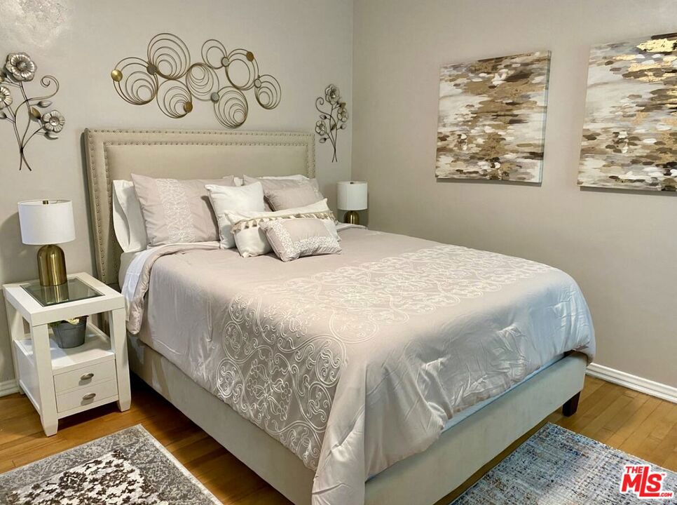 5944 Irvine Avenue North Hollywood CA, 9160163712267239169122
