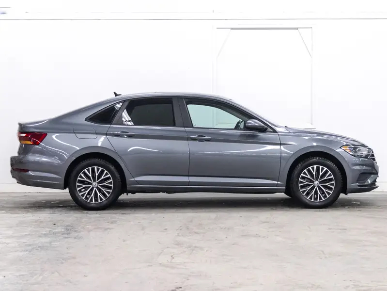 2019 Volkswagen Jetta64818956548353122