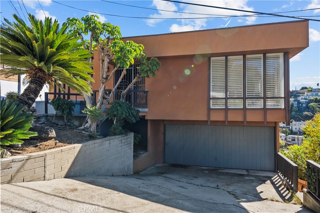 1734 Redesdale, Silver Lake CA, 9002664129822242690121