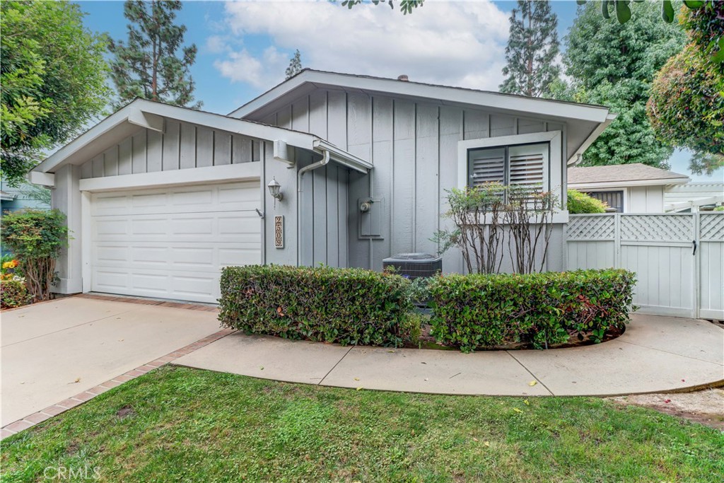 2509 Vista Lago Santa Ana CA, 9270564091931100673121