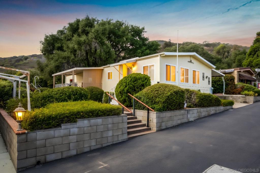 4747 Oak Crest Rd Spc 47 Fallbrook CA, 9202864090495675011120