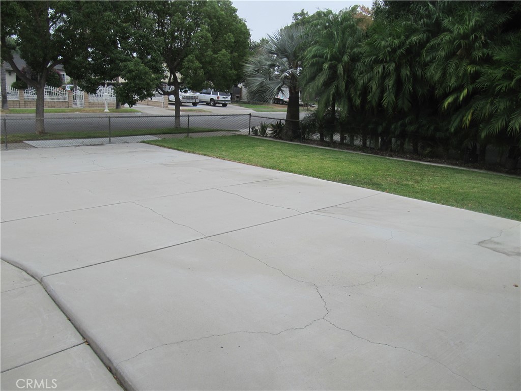 814 N Cucamonga Avenue, Ontario CA, 9176463865483245313122