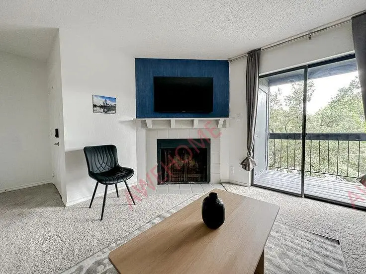 Sheridan Avenue 1256103P63664915269635120