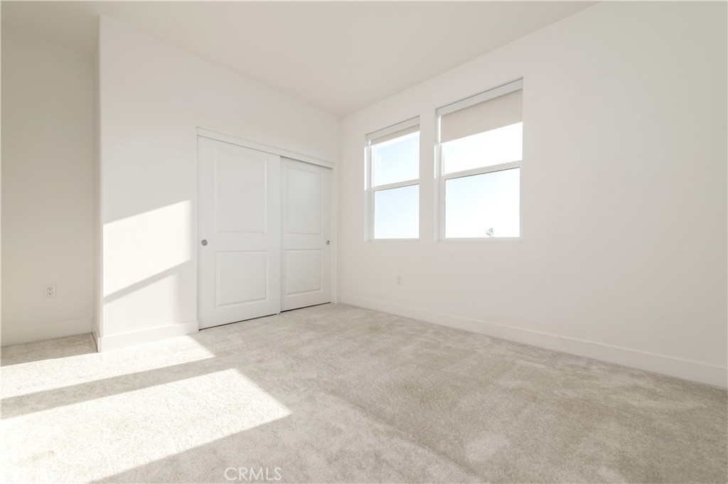 423 Flycatcher Irvine CA, 9261864098350162435122