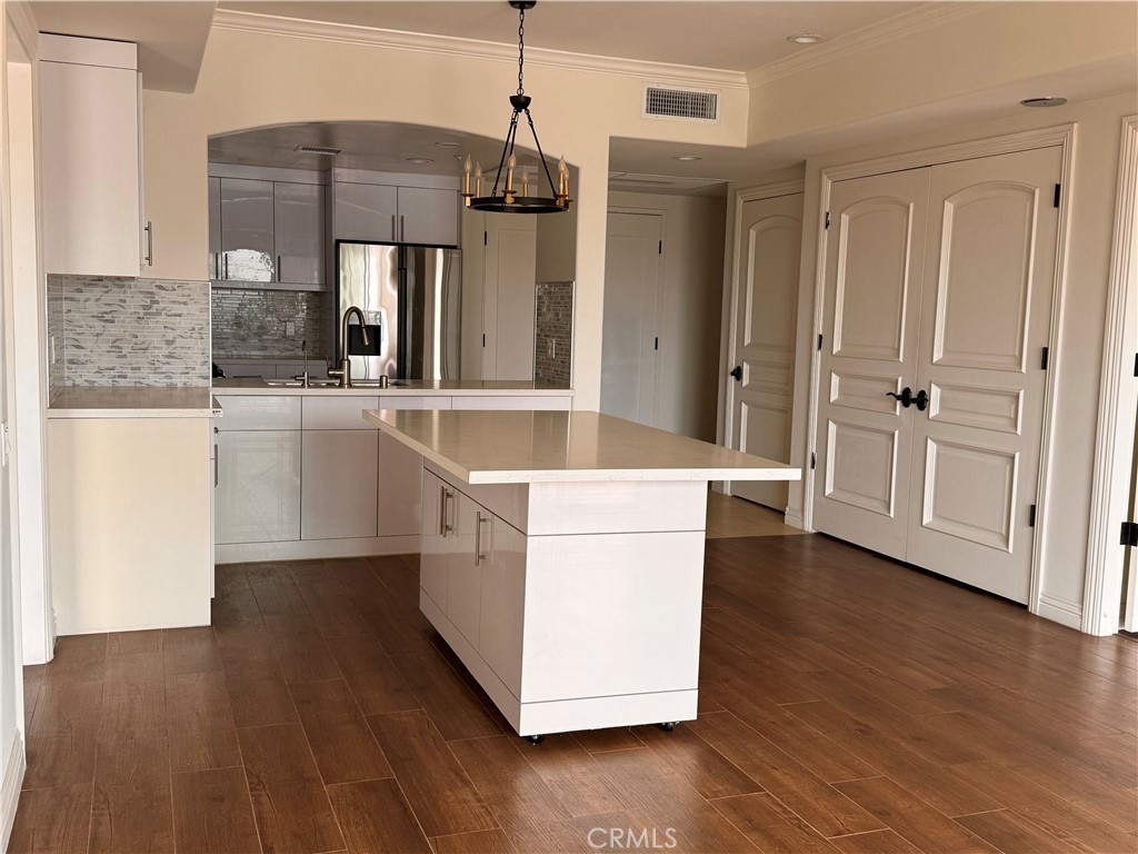 1598 Long Beach Boulevard 210 Long Beach CA, 9081364112708944643122