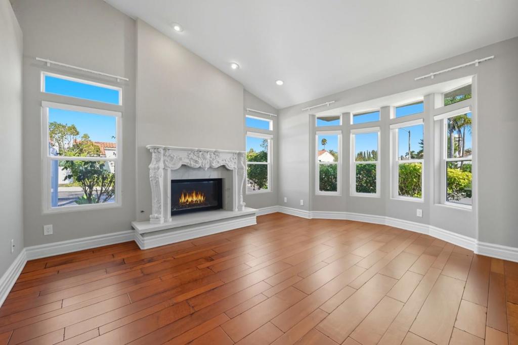 4911 Amador Drive Oceanside CA, 9205663704337725441122