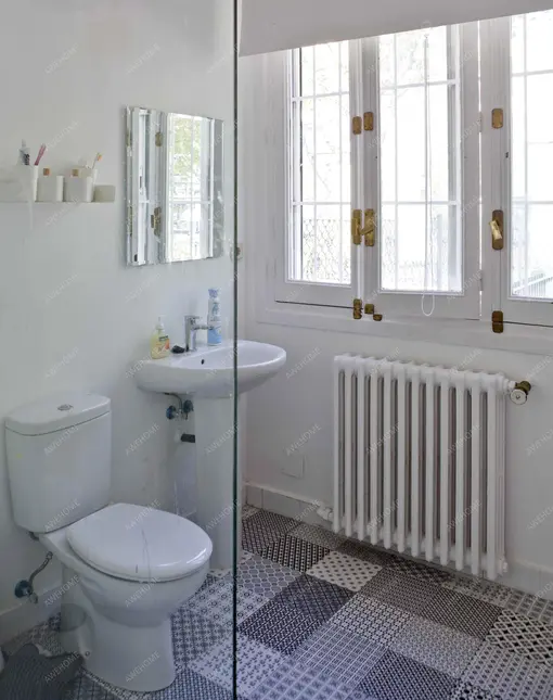 Habitación con baño privado compartida con dos personas