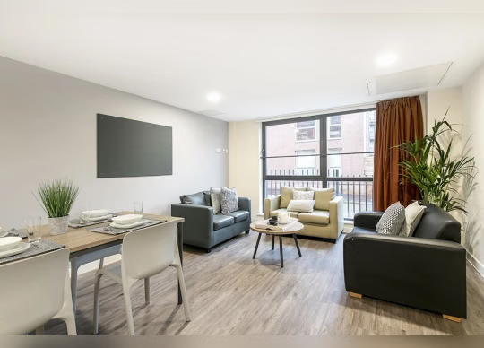 Sheffield 3, Sheffield Ensuite Silver64275452935553121