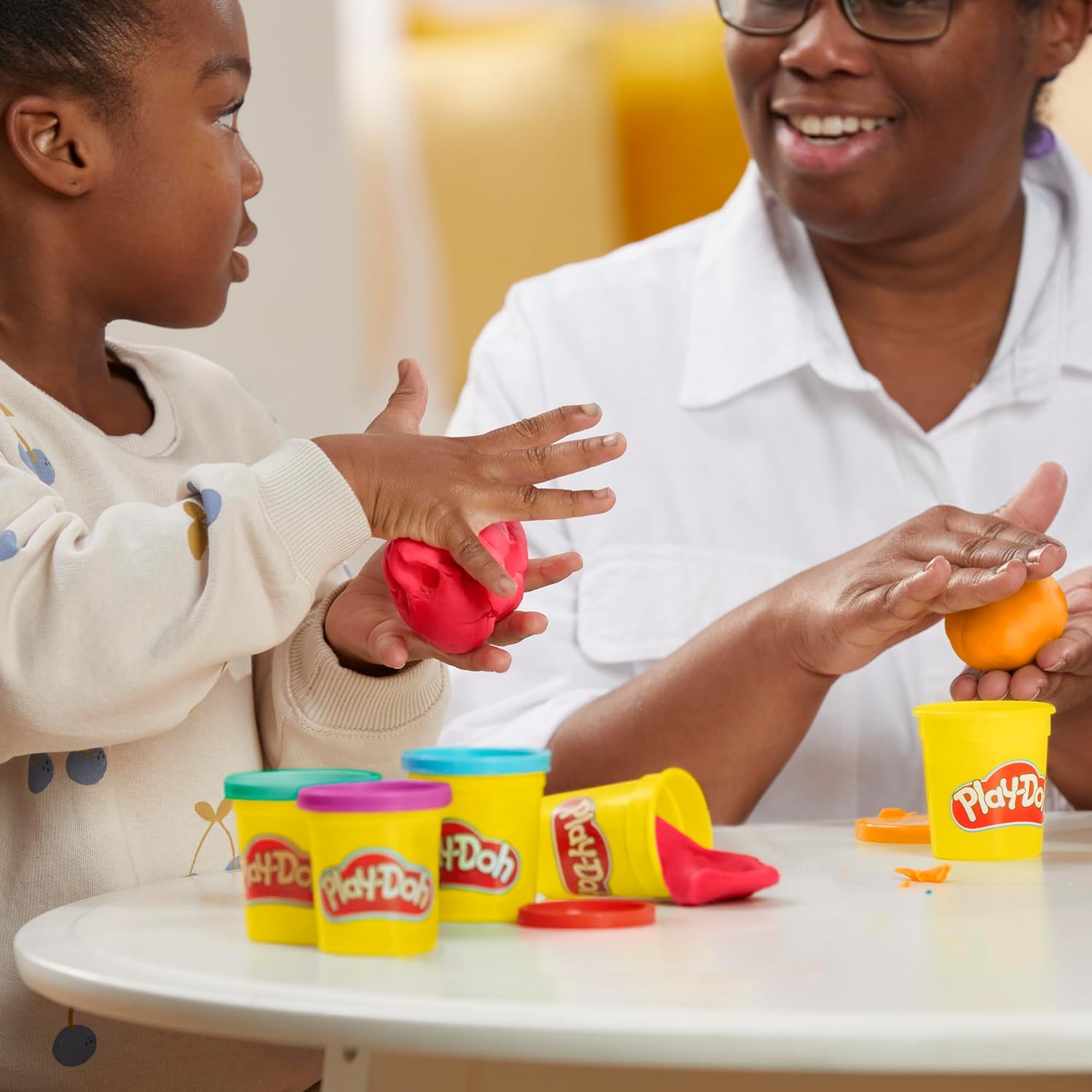 Play Doh Modeling Compound 10 Pack Case of Assorted Colors, Non-Toxic  Party Favors Ages 2+(Open Box)63678636541825121