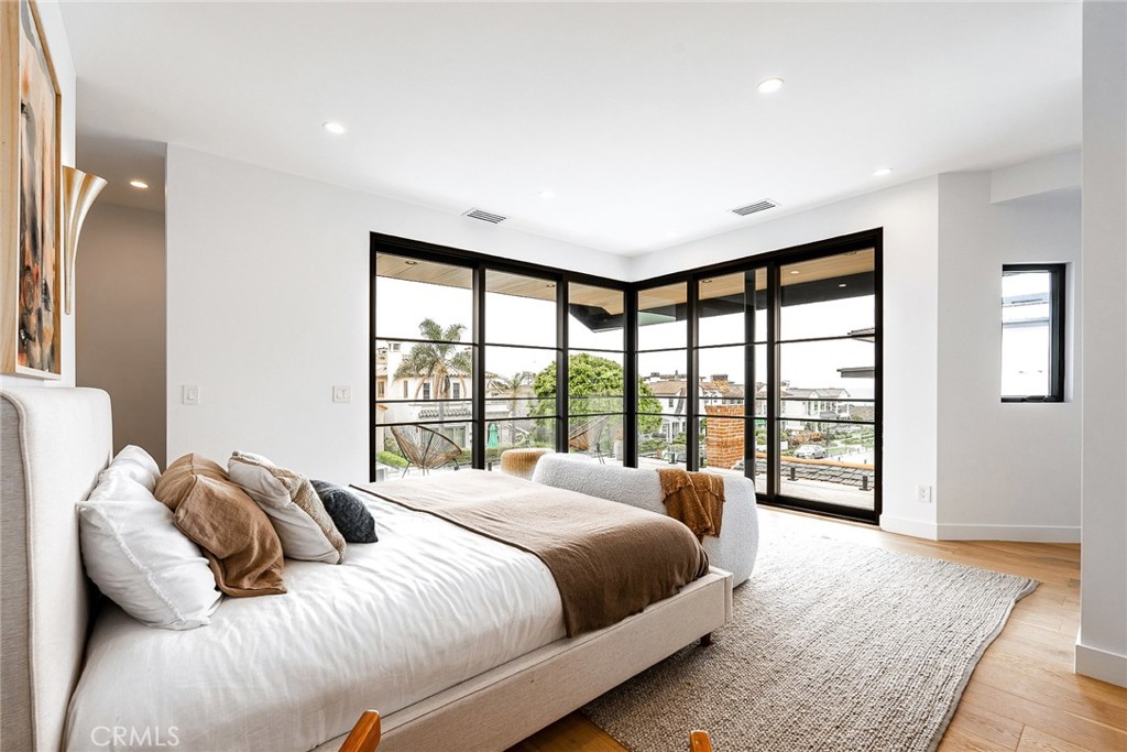 223 Orchid Avenue Corona Del Mar CA, 9262563645294531713122