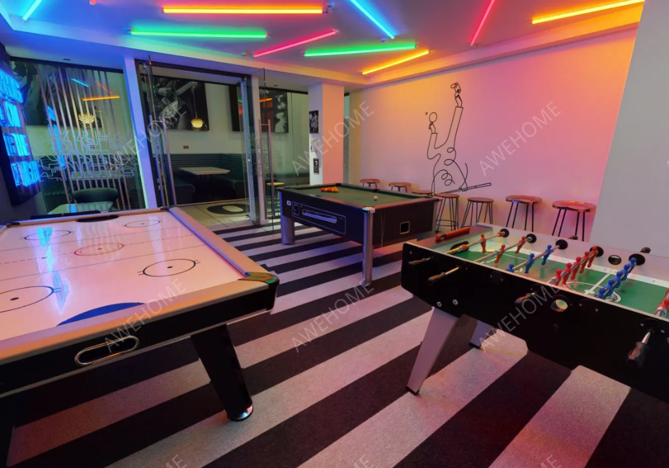 iQ Hammersmith64132560163330124