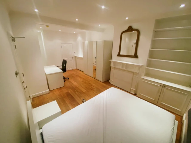 Hammersmith Townhouse64131522358787124