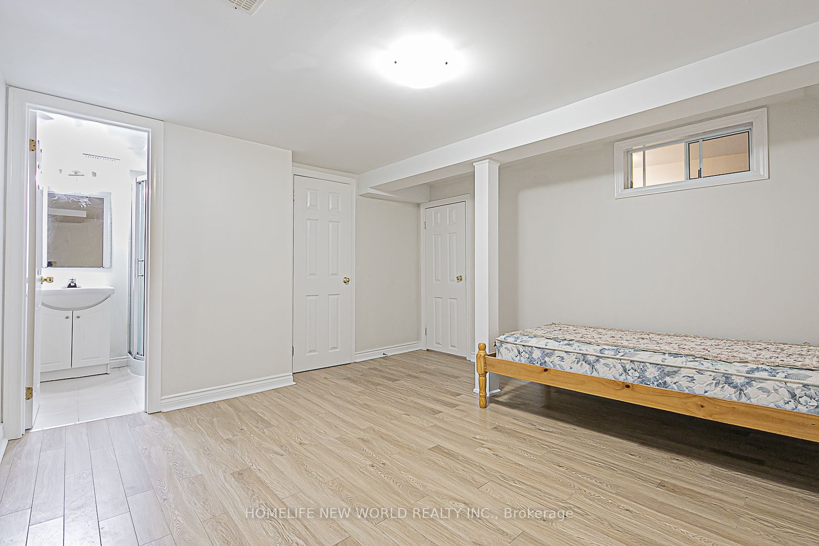 One-bedroom with private bathroom in Scarborough, Toronto, available for home stay or rental63853607874179124