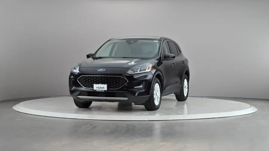 Vehicle Details  Transmission Transmission Automatic AWD  Litres / 100km Litres / 100km 8.9 city 7.6 highway   Engine Engine Gasoline / I3 Cylinders  Seats Seats 5 seats  Keys Keys 2 keys  History His